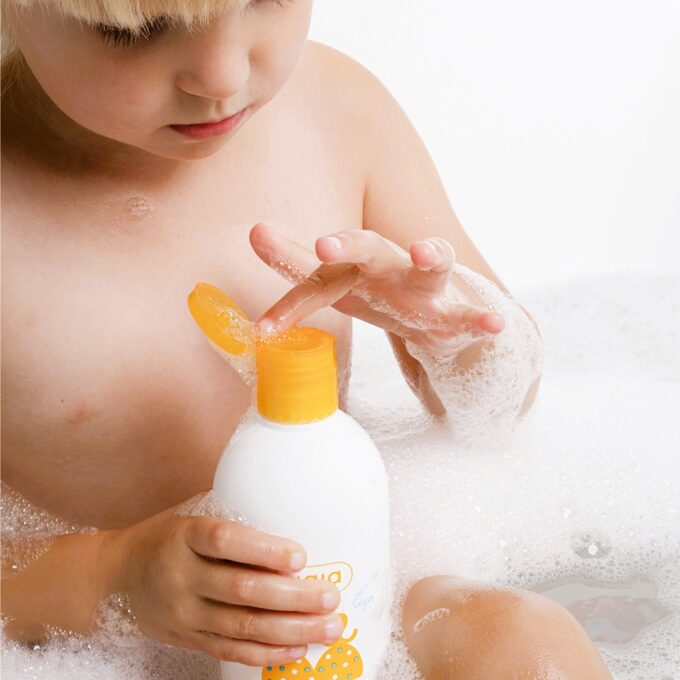 ziaja_kids_shampoo_shower gel_cookies01_sqr